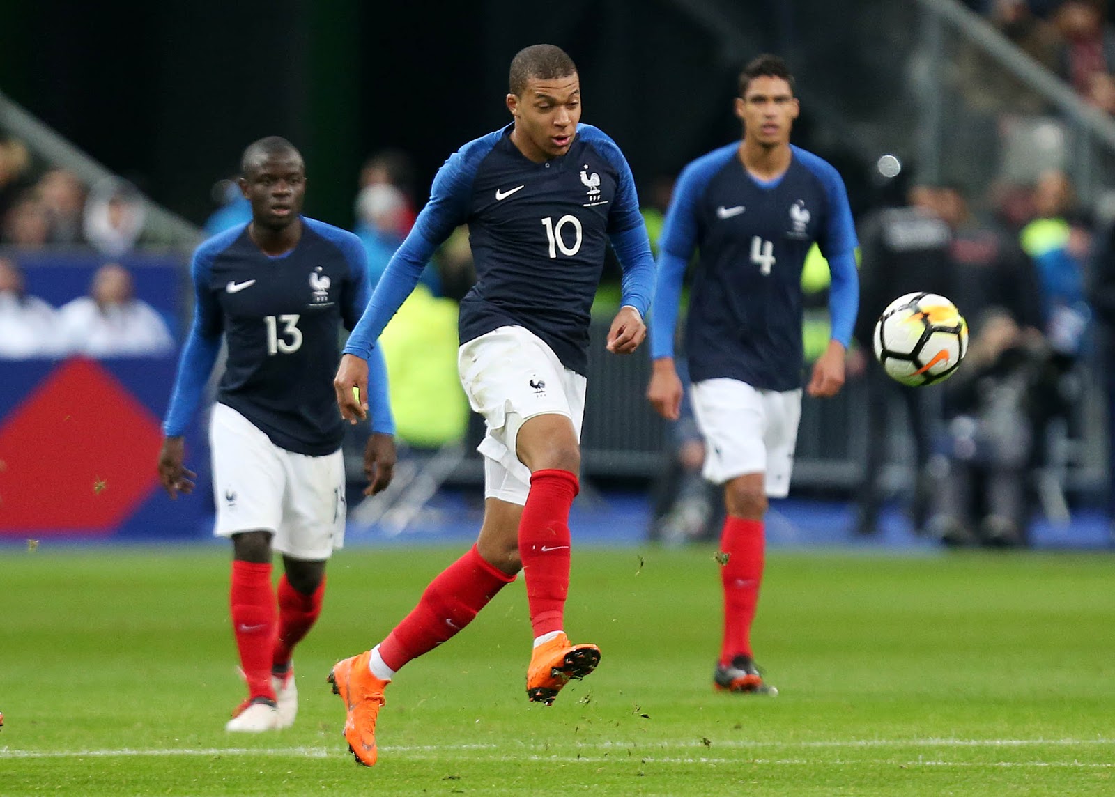 France 2018 deals world cup jersey